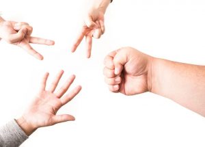 勝負に負けたら、ジュースを奢る！これって賭博罪？犯罪？