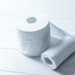 アルバイト先のトイレが男女兼用でした。こんなの許されるんでしょうか。