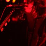 紅白歌合戦！途中で未成年メンバーがテレビから消えるワケ