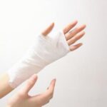 ダンスの授業で友達を怪我させちゃった。訴えられたり退学になるの?