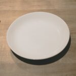 お皿におしっこをかけると器物損壊!壊してないのになんで?